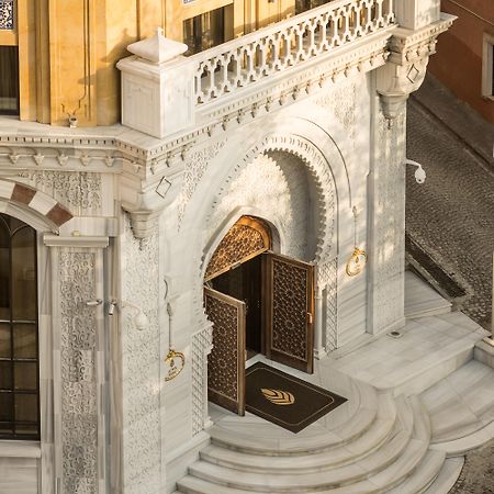 Ajwa Sultanahmet - Preferred Hotels Lvx Collection อิสตันบูล ภายนอก รูปภาพ Entrance to the tomb